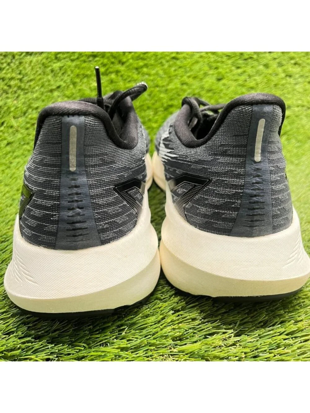 361 Degrees Kairos 2 Mens Size 12 Black White Athletic Running Shoes Sneakers